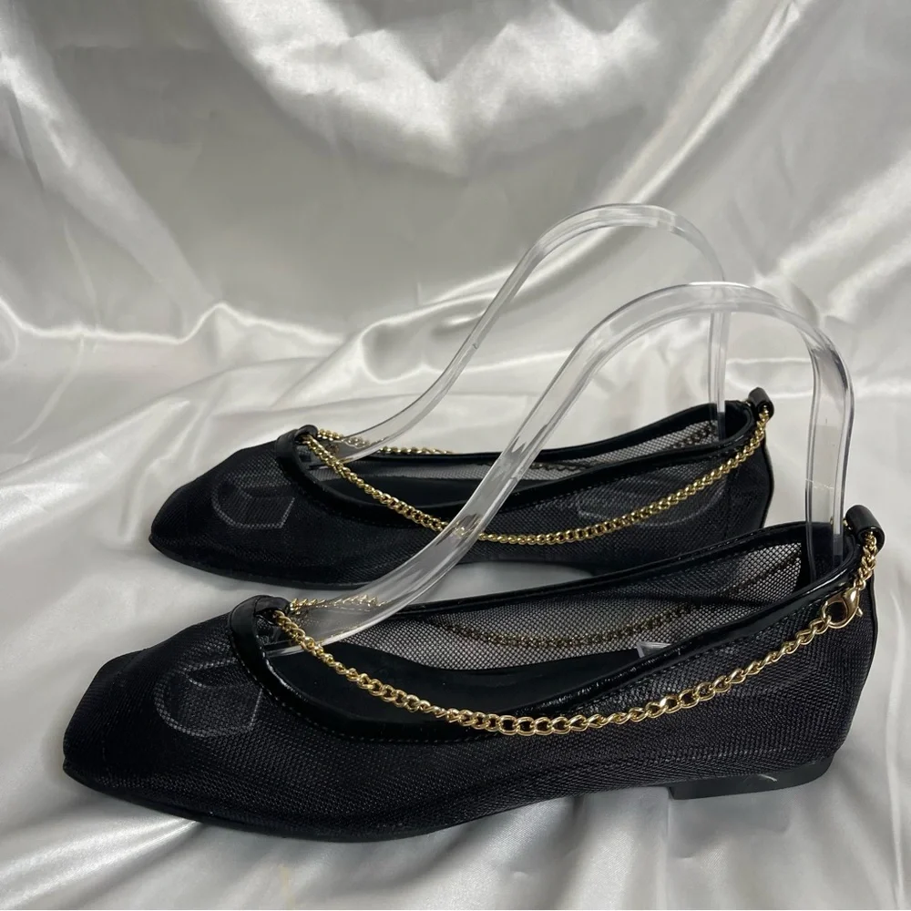 JEFFREY CAMPBELL GERALDINE BLACK MESH GOLD
CHAIN BALLET FLATS SIZE 6 - Picture 4 of 11